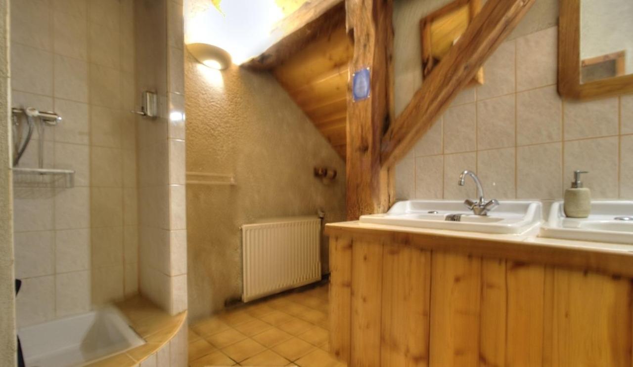 Apartamento La Grange Des Plans Le Grand-Abergement Exterior foto