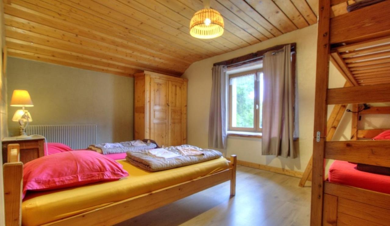 Apartamento La Grange Des Plans Le Grand-Abergement Exterior foto